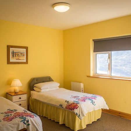 Lough Fee Renvyle Villa ภายนอก รูปภาพ