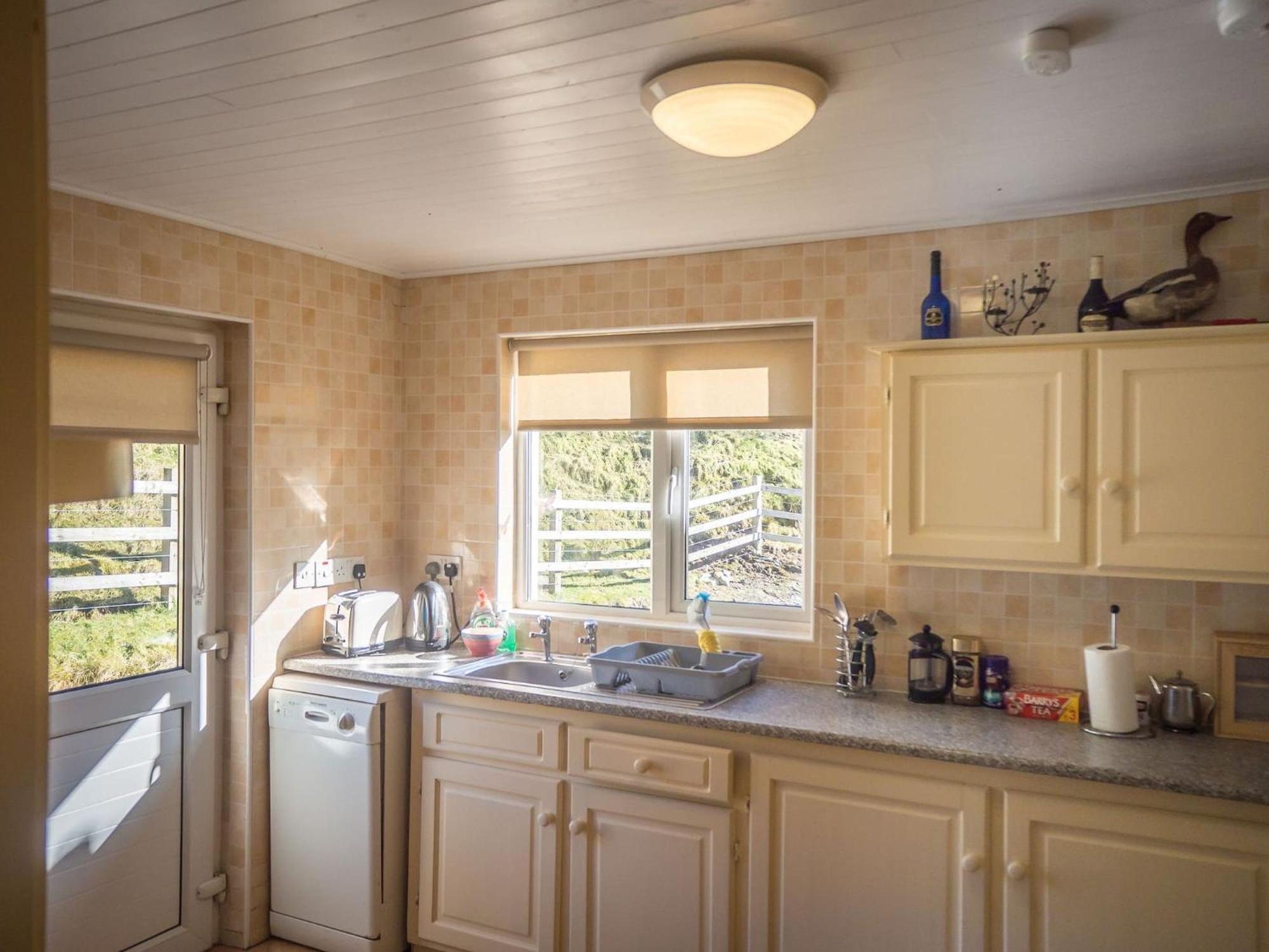 Lough Fee Renvyle Villa ภายนอก รูปภาพ