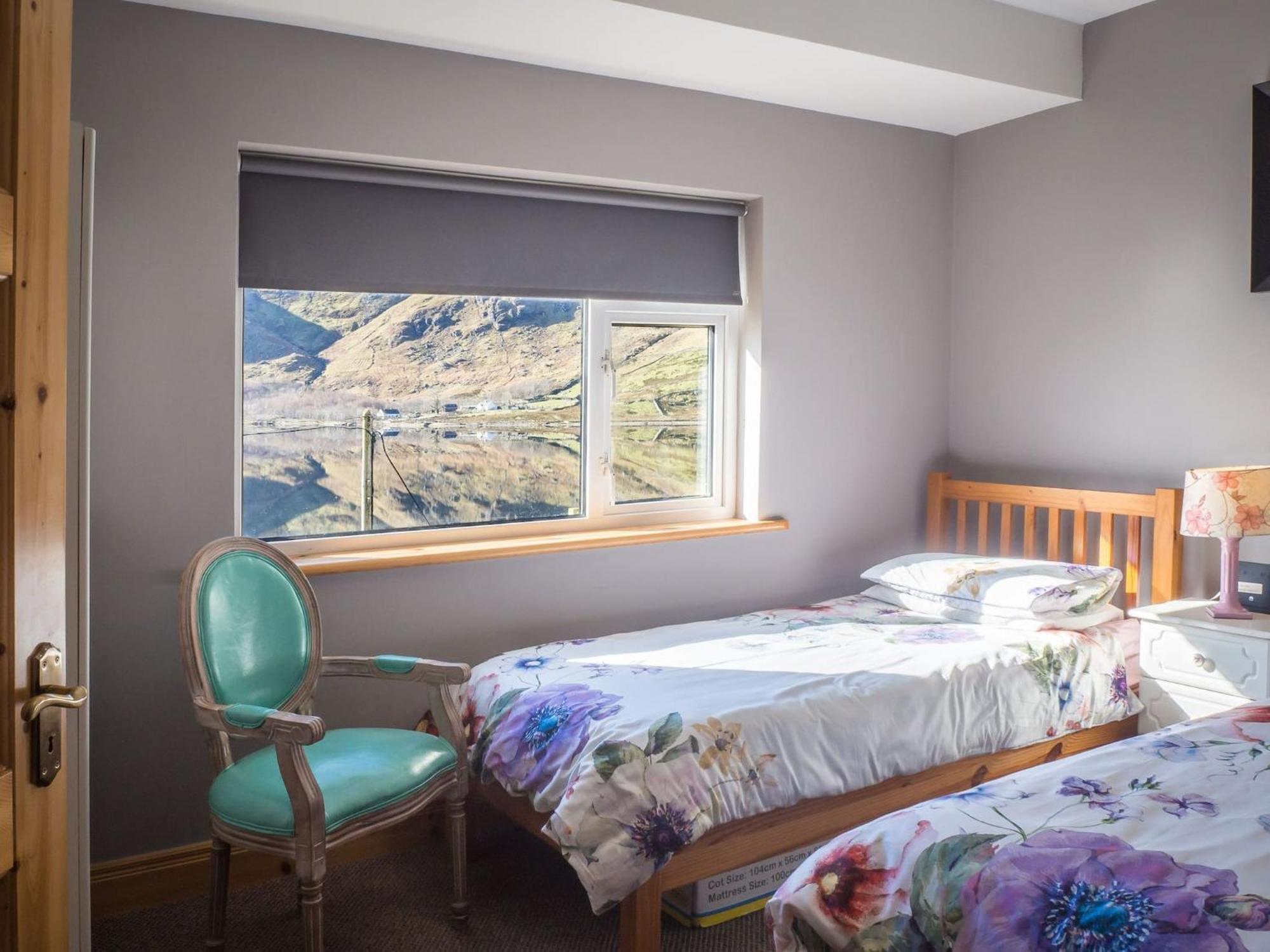 Lough Fee Renvyle Villa ภายนอก รูปภาพ